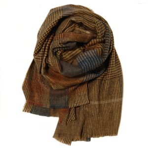 Myke ullskjerf i varme bruntoner